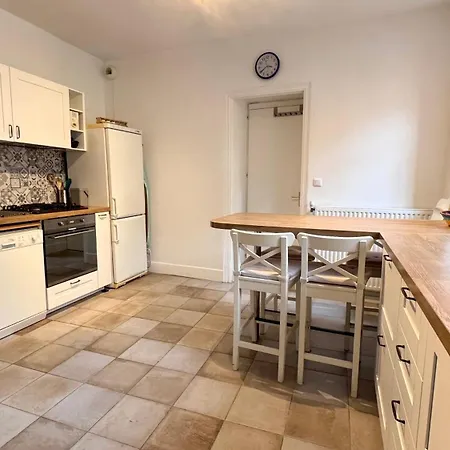 Large Downtown With Parking Apartamento *